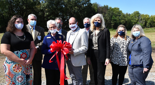 Halls High School Vineyard & Viticulture Program ribbon cutting