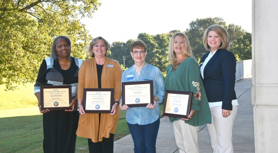 outstanding alumni recipients